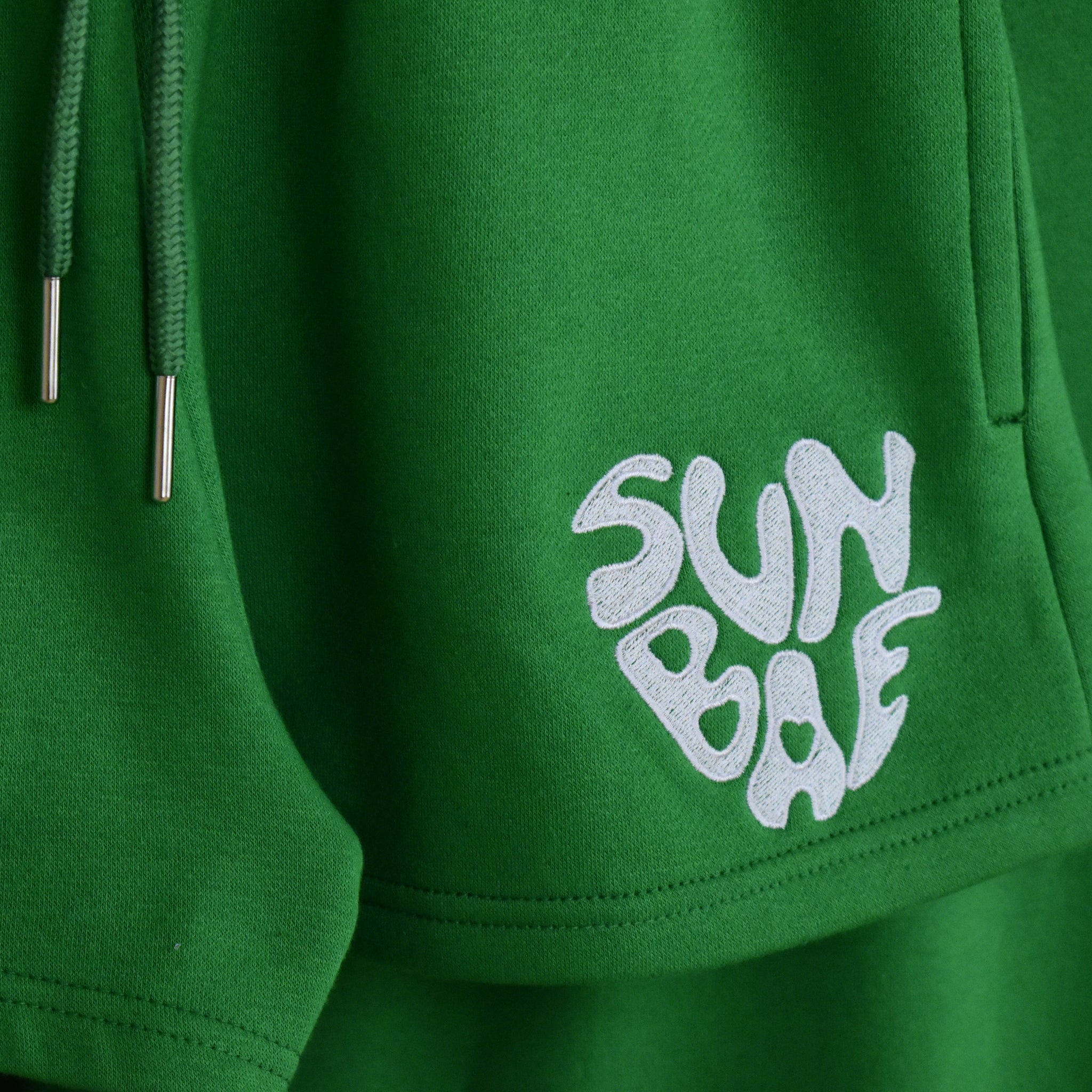 Green short with SUNBAE logo 